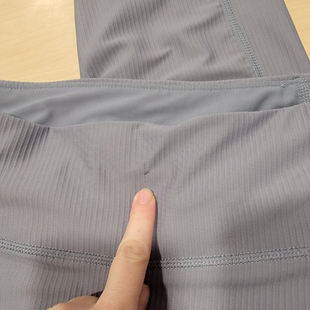 Old Navy High Rise Gray Active PowerPoint Leggings Go-Dry XL - Picture 2 of 4